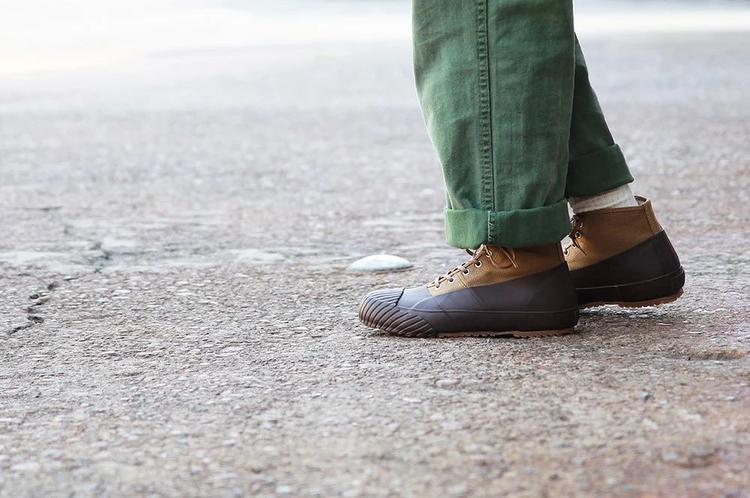 下雨天该不该穿aj,适合在雨天穿的aj