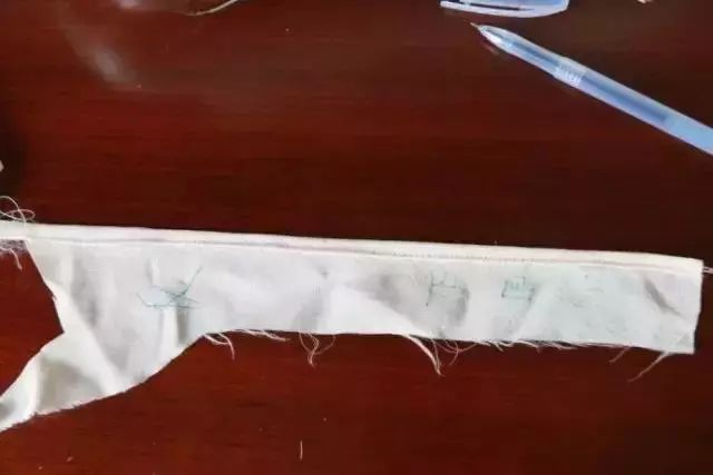 真丝手工卷边教程,真丝0.3卷下摆的卷边技巧