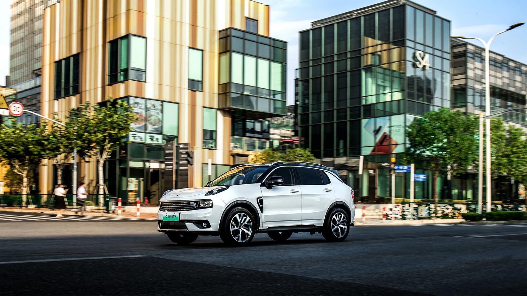 cr-v插电式混合动力版,插电式动力混合汽车优缺点