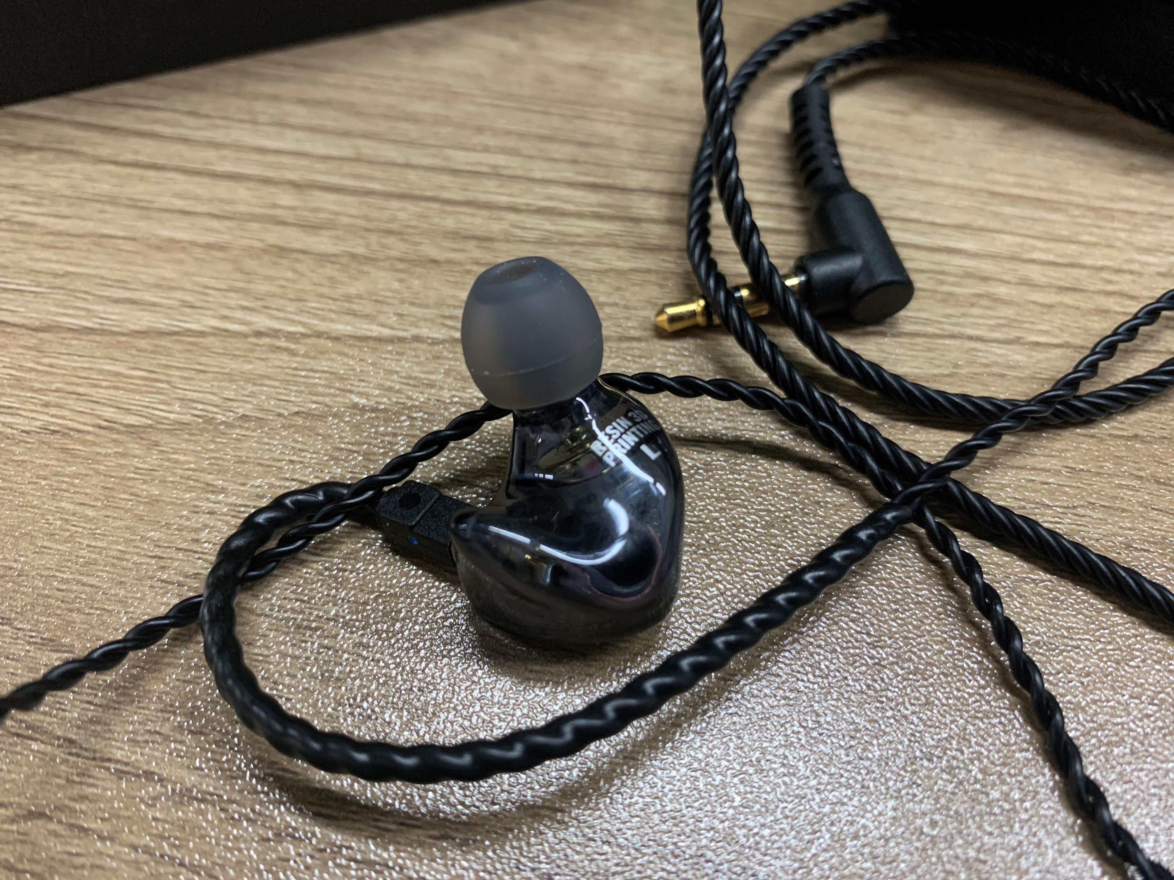 hiks1入耳式银线耳机测评,为什么不推荐hiks1有线耳机