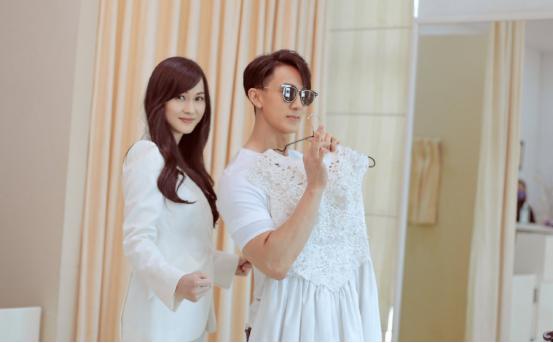 吴尊终于晒老婆正面照,吴尊的婚纱照大全