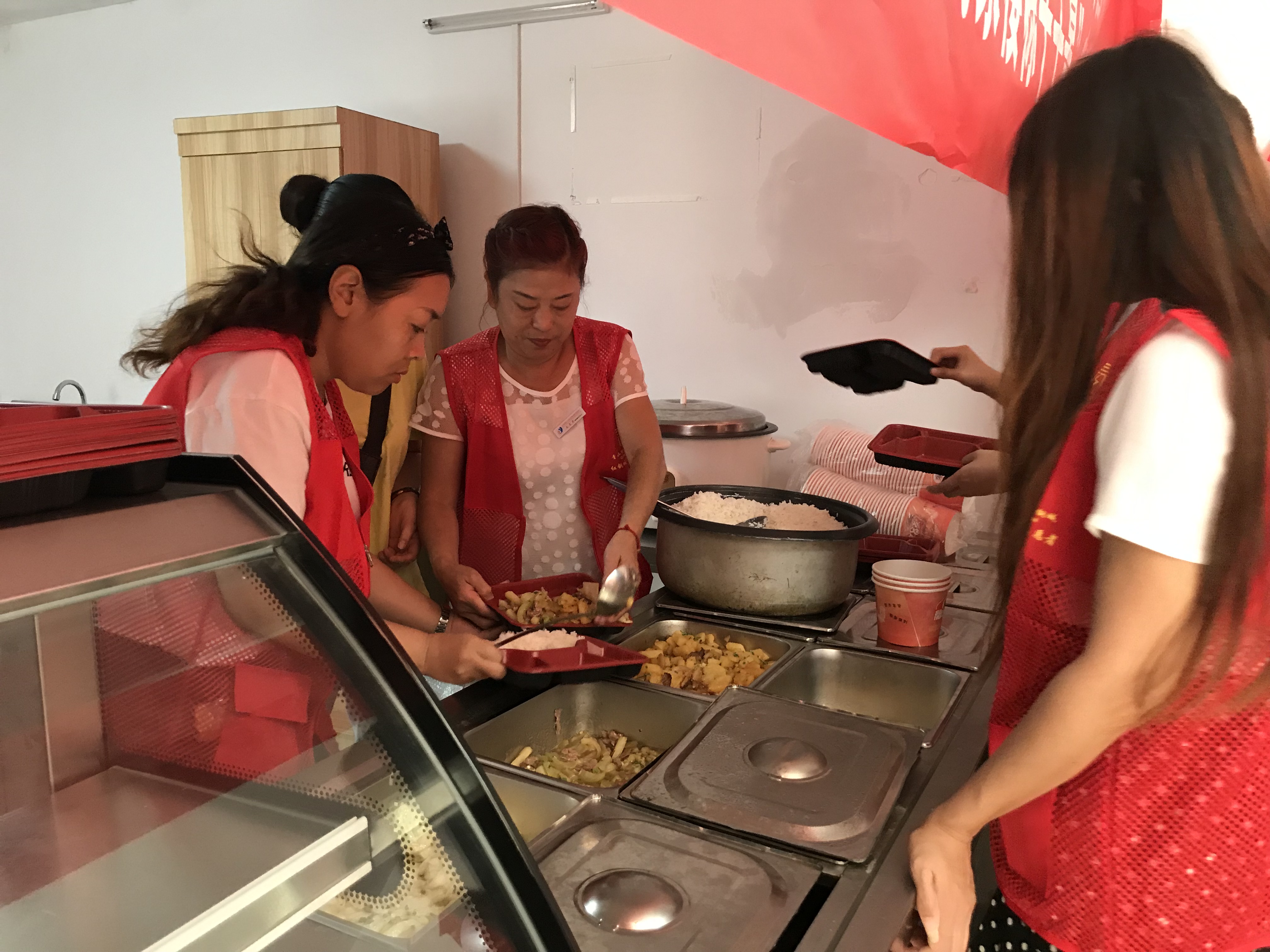 鐖辨弧涓鍠滆繋鍥藉簡,鐖辨弧涓绀艰禐绁栧浗