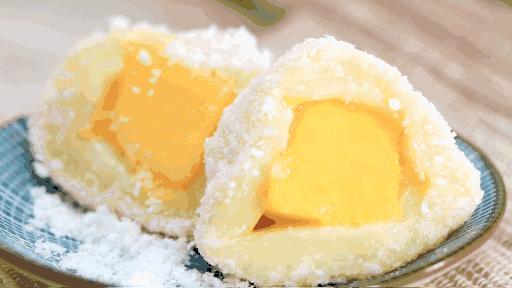 软糯香甜蛋黄雪媚娘,雪媚娘软软糯糯香甜可口