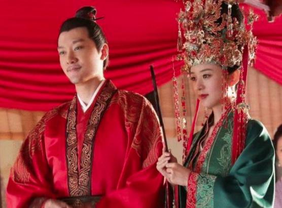 古代一品诰命夫人是什么地位,古代的诰命夫人相当于现什么官