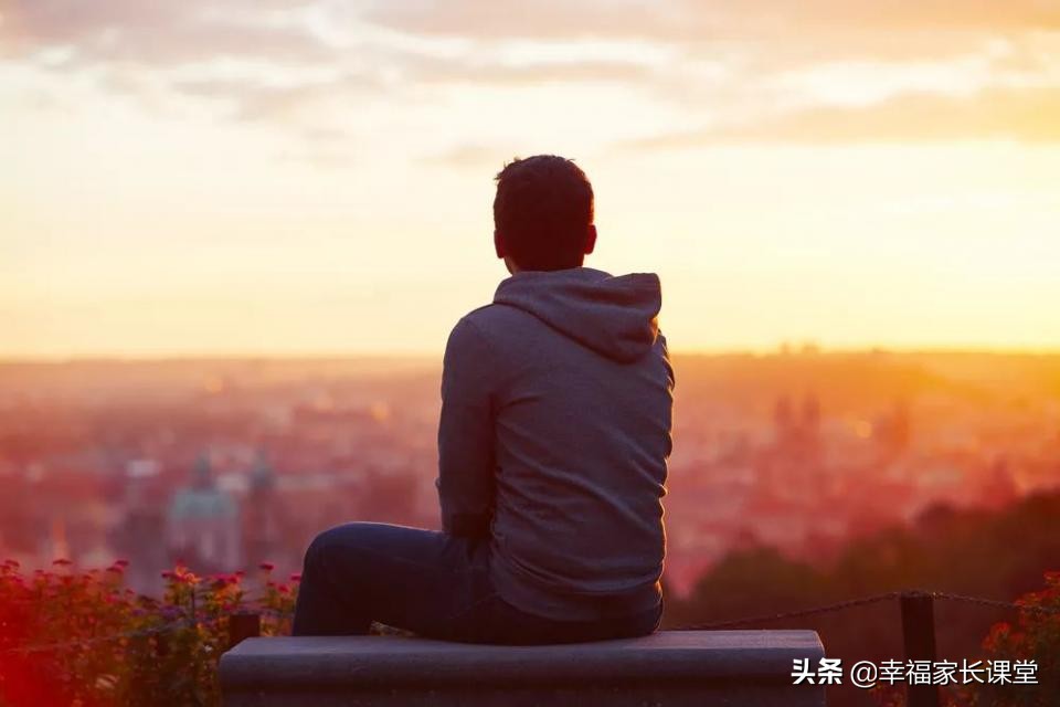 马云永远不抱怨别人,马云是个什么样的女人