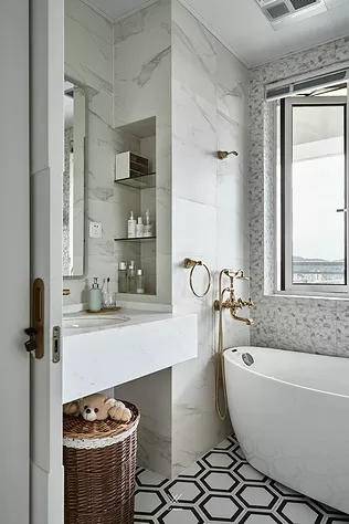 家里有浴缸的好处,浴缸有必要装在家里吗