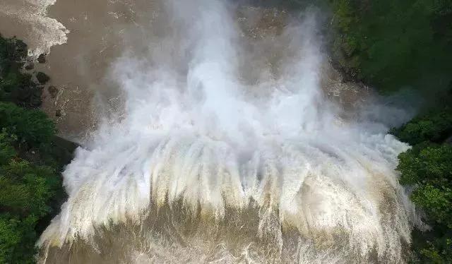 安顺黄果树瀑布最佳观赏时间,观赏黄果树瀑布领略它的壮观