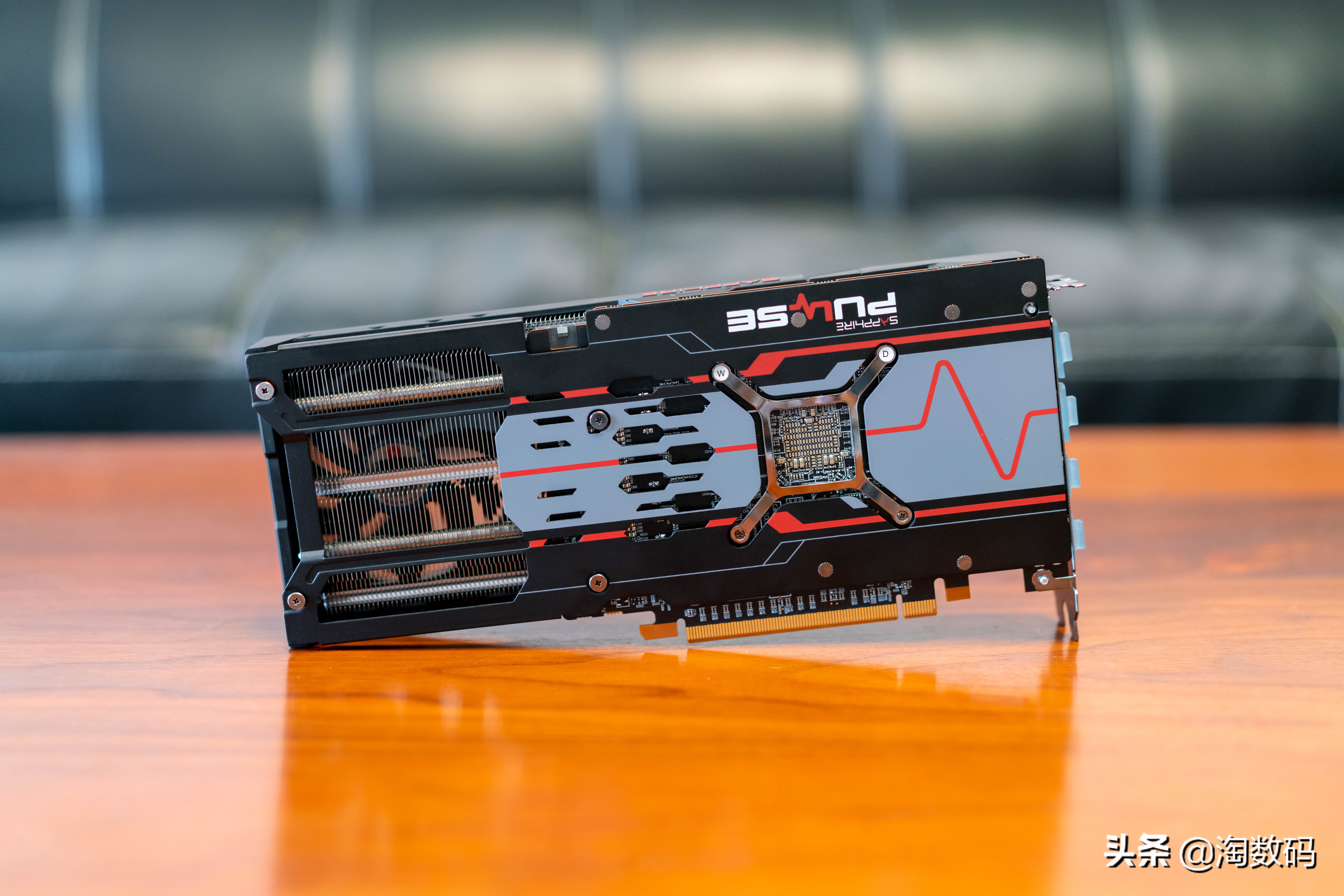 蓝宝石rx5600xt白金pro显存导热垫,蓝宝石rx5600xt显卡值得购买吗