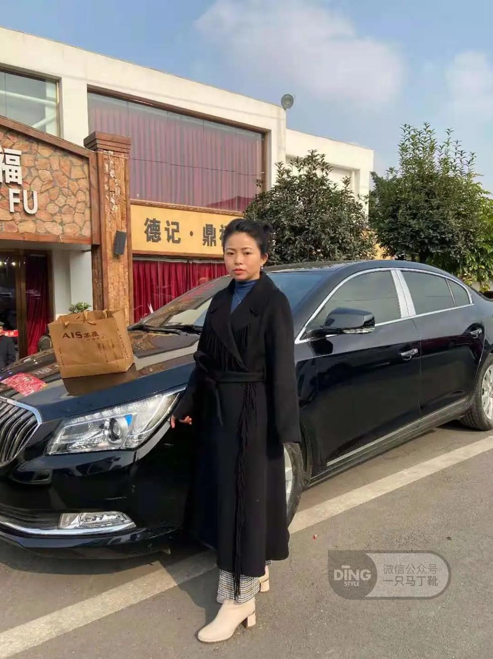 提升气质衣品穿搭,提升颈部气质