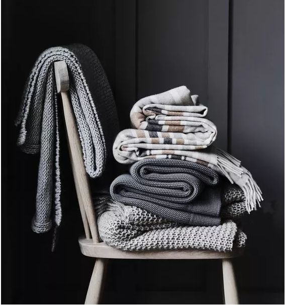 毛衣穿一天就起球是质量问题吗,毛衣起球教你一招毛衣焕然一新