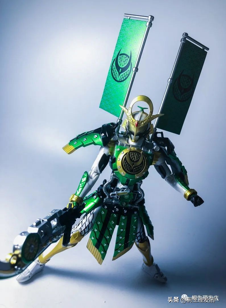 万代shf假面骑士斩月,假面骑士斩月胜吼形态shf