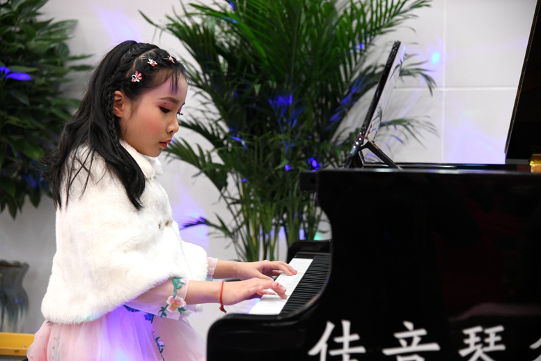 佳音艺术培训中心主持班汇报演出,佳音琴行学员演奏会