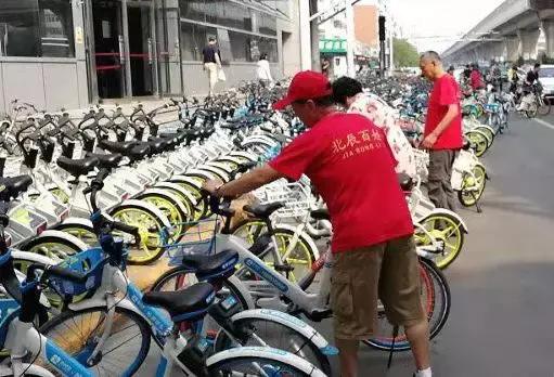 柒彩北辰·拾光剪报|70年北辰人关于“行”的那些事