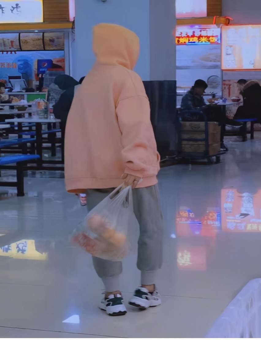 银行工作不可以用手机吗,银行员工业务掌握不熟练