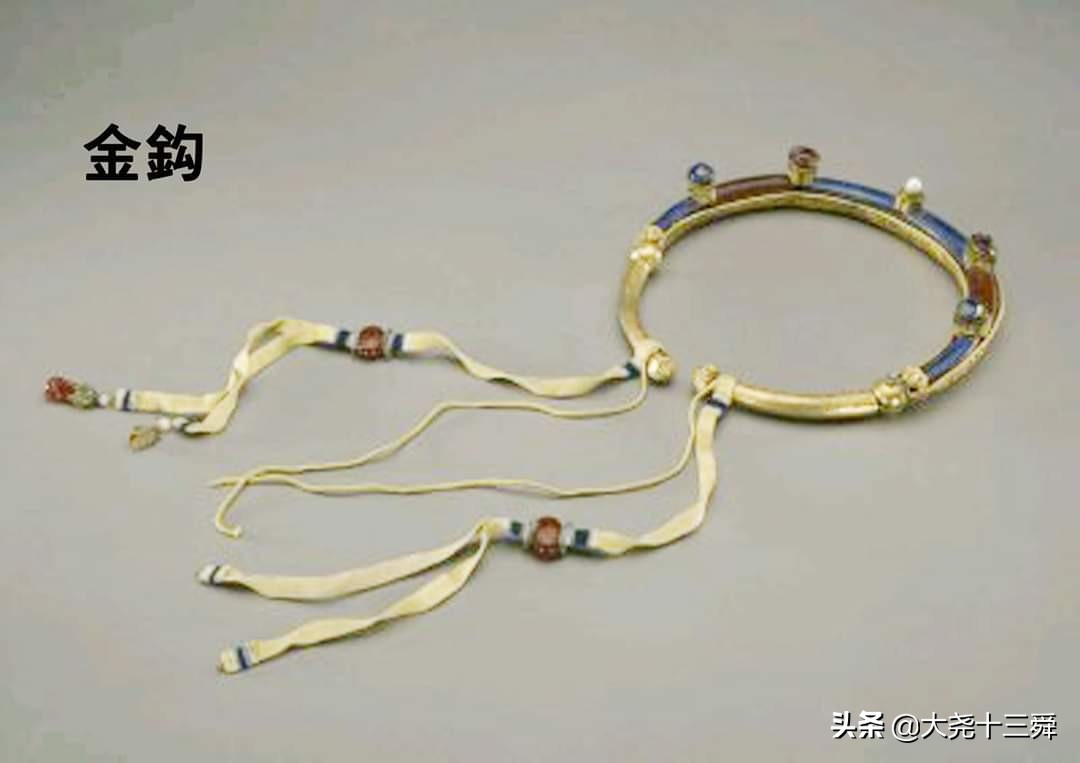 历史有名的头饰,历史上的女性发饰