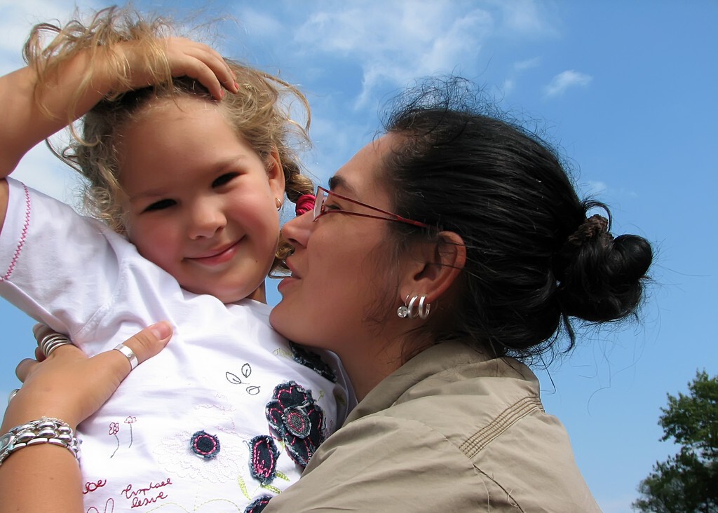 面对孩子暴躁情绪如何缓解,16岁孩子脾气暴躁易怒怎么缓解