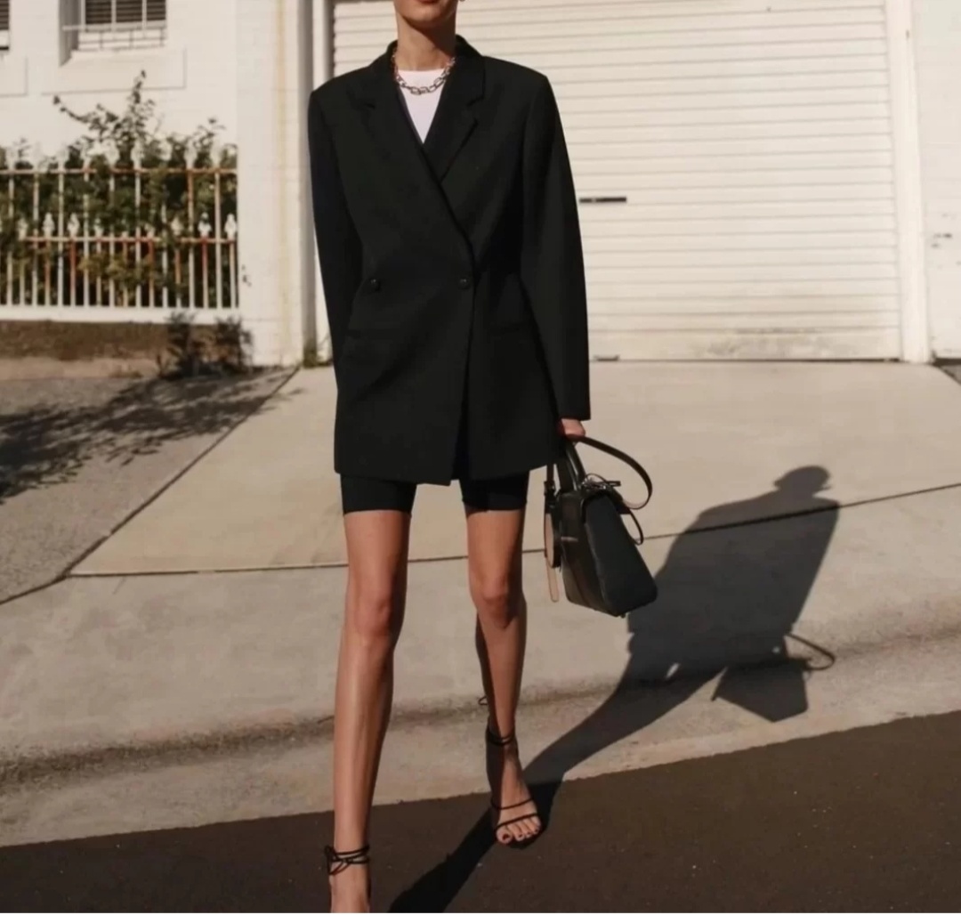 男生穿潮流衬衫搭什么裤子,夏季男友风衬衫搭配