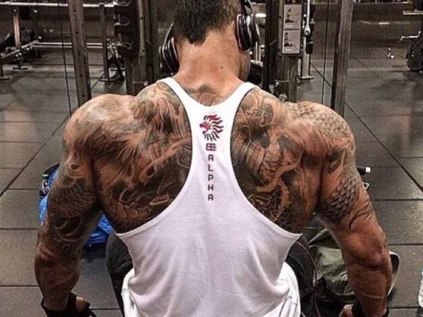 三角肌后束训练俯身飞鸟,练背划船时能练到三角肌后束