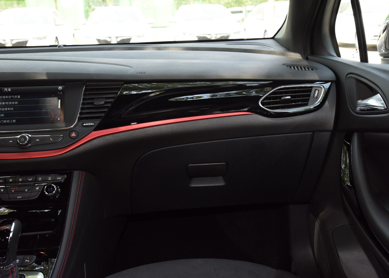 2019别克威朗两厢,2022别克威朗两厢轿车尺寸动力