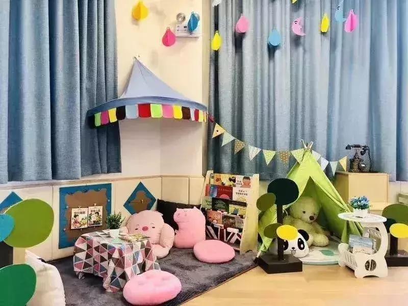 上海哪些公办幼儿园有0-2.5岁托班,上海有托班的民办幼儿园