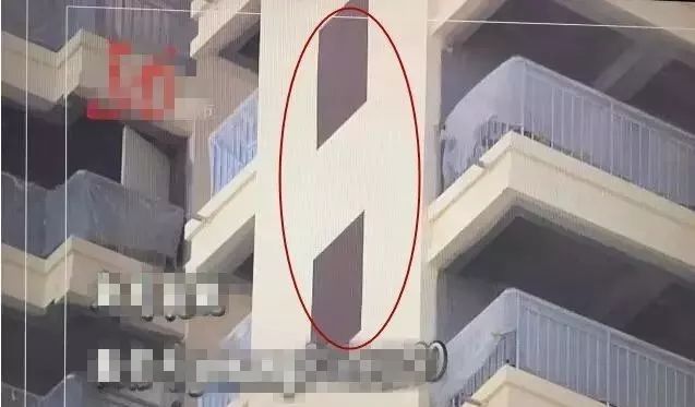 裸眼4D塑胶人工湖、水泥地上种草皮，开发商那些骚断腰的迷惑行为