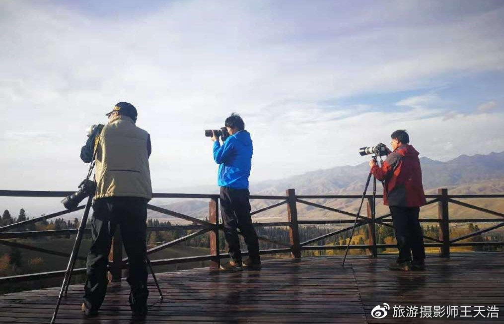 户外摄影向笨重电脑说拜拜,RAVPower无线WiFi-文件宝评测来了