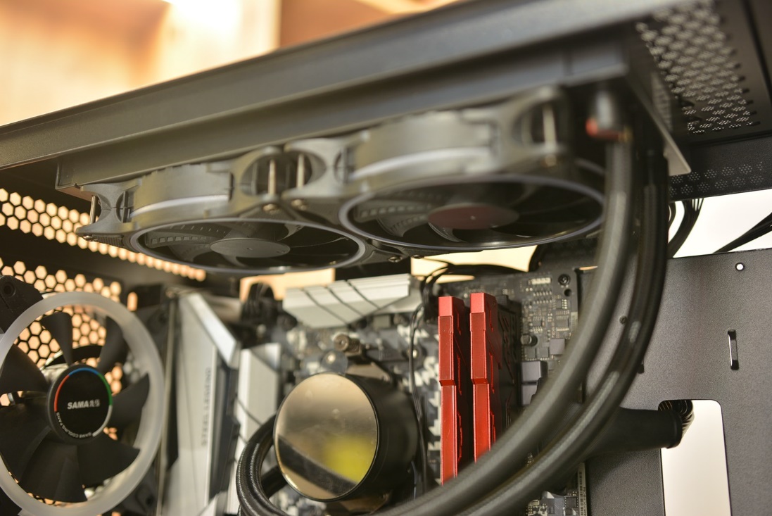 先马鲁班1机箱装机体验感怎么样,先马鲁班1机箱安装几个风扇够用