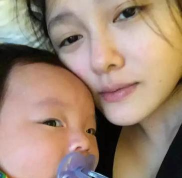 火山泥真是宝，油皮女孩的毛孔疏通剂，让贵妇霜3秒吃透锁水8倍