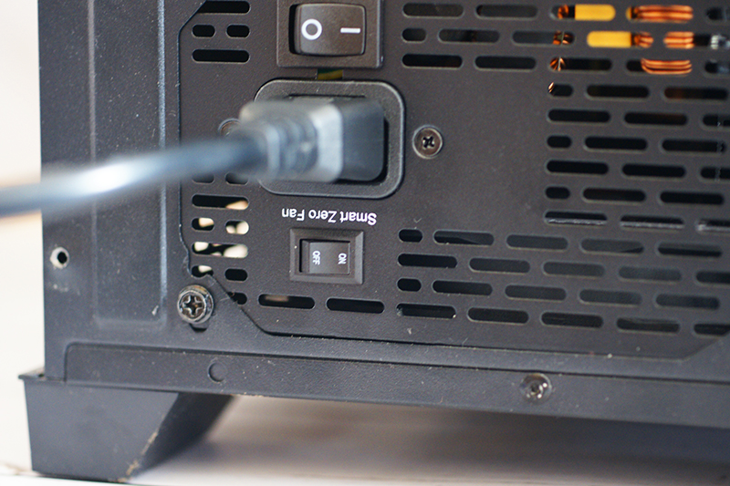 tt曜越650w,曜越智能电源怎么样