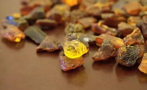 俄罗斯珠宝大降价,俄罗斯珠宝降价