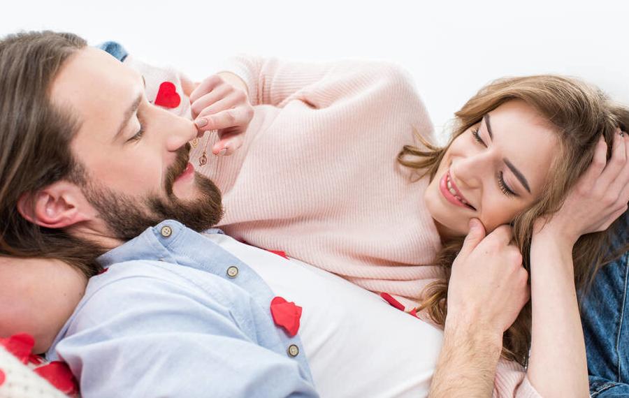 女性内内“颜色”变化，洗前多看一眼，别让HPV来打扰