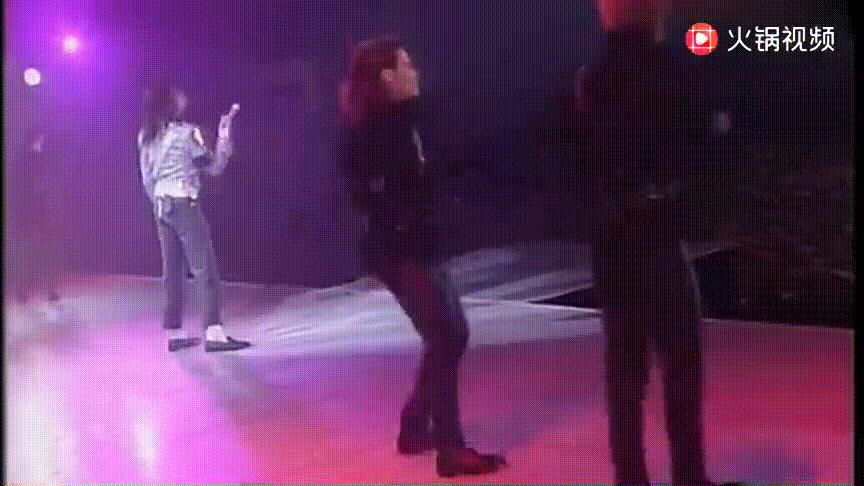 1983年迈克尔杰克逊日本演唱会,迈克尔杰克逊blackorwhite1992年彩排