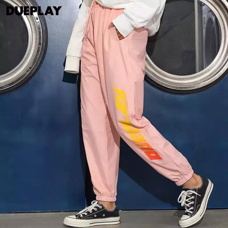 郑爽淘宝店一件卫衣卖500块被吐槽贵，明星开店都是无耻圈钱吗？