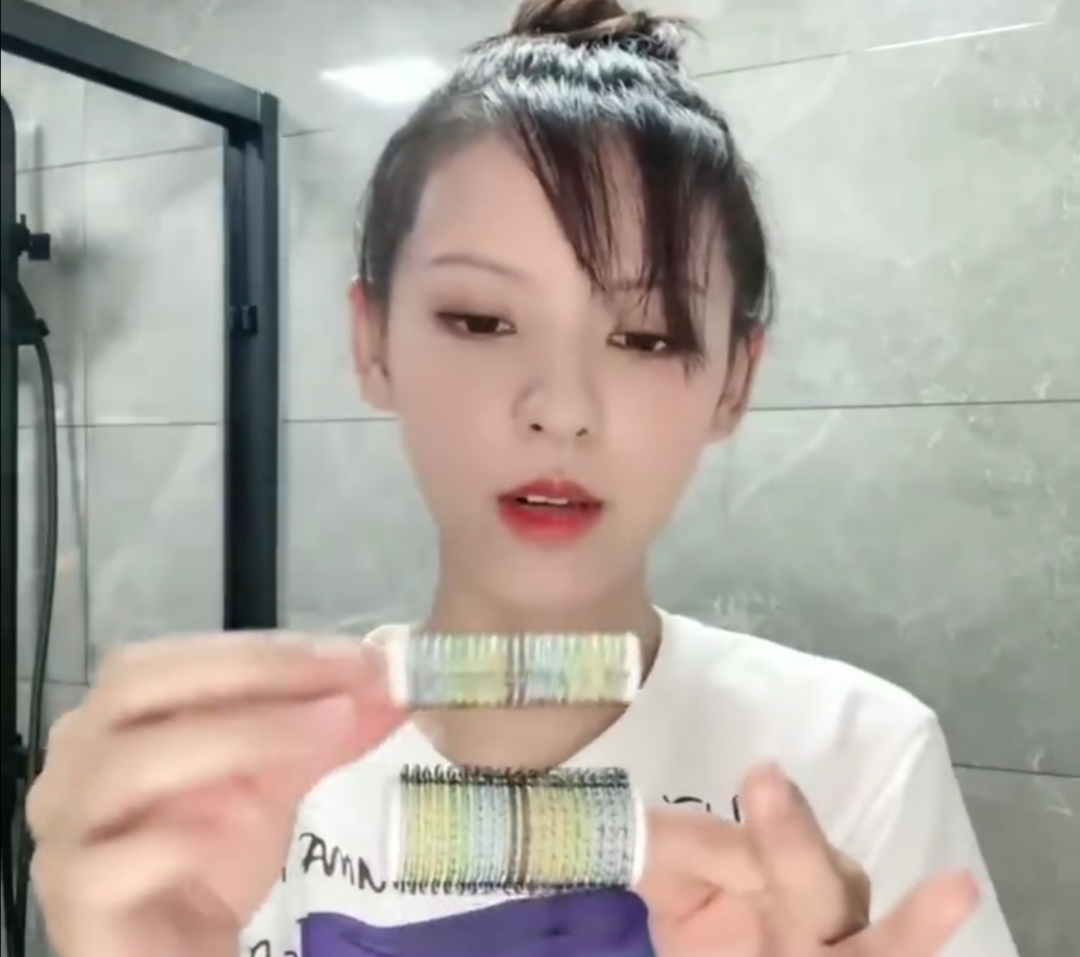 刘海总出油怎么办不用工具,张予曦的八字刘海教程