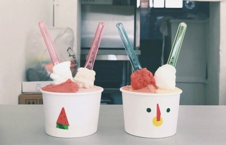 如果女孩子说不快乐要怎么做,不快乐的女生该怎么做