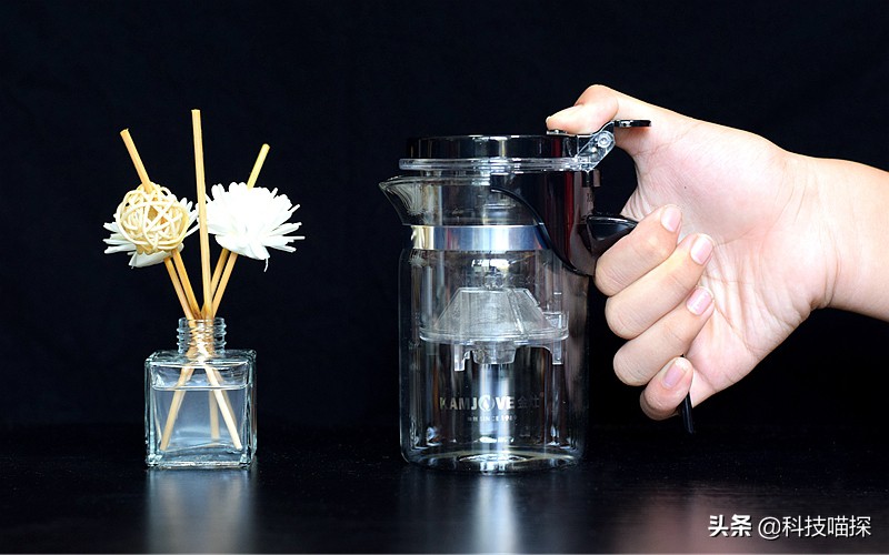 磁吸飘逸杯和升降飘逸杯哪个好,舒茗飘逸杯和佐茗飘逸杯