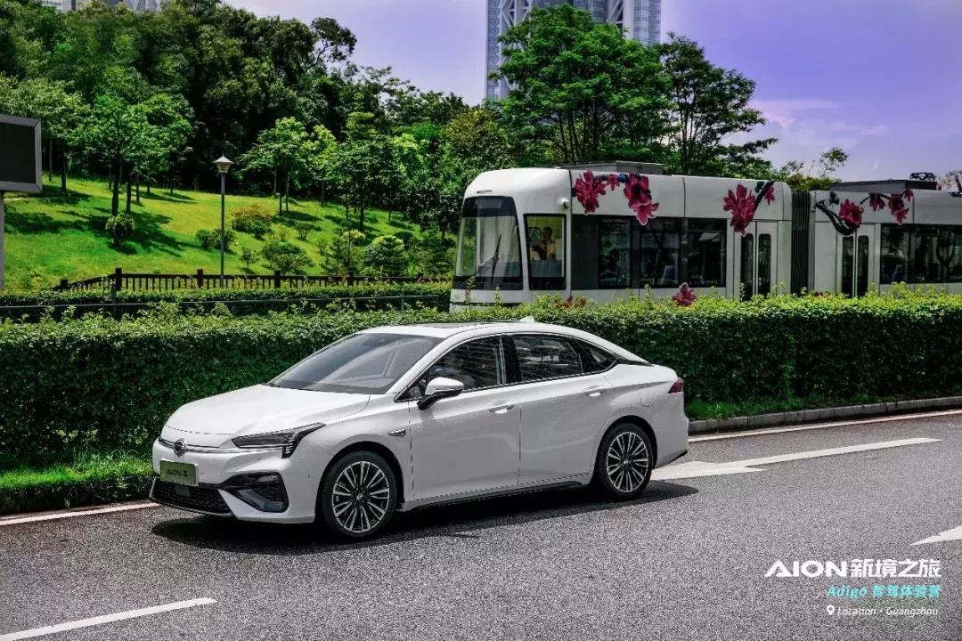 百公里耗电量大概在15-18kwh之间,百公里耗电量13kwh是多少钱一公里