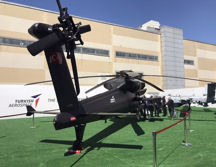 土耳其国产武器亮相海上军演,土耳其武装直升机和直10对比