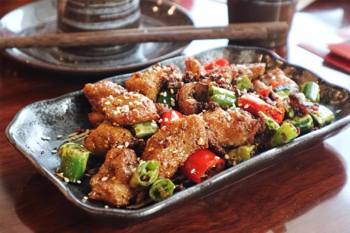 春节去哪里旅游好吃的多一点,好嗨哟吃喝玩乐