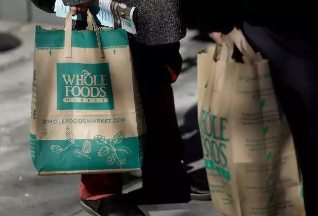 为什么电视剧买菜就要买芹菜,为什么国外买菜都要包纸袋