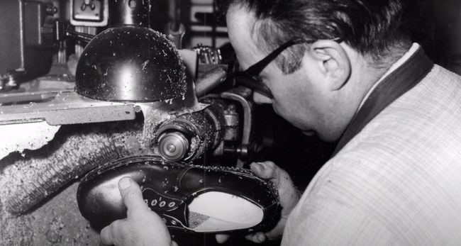 管不到一千块的鞋子叫「马丁」，上海名媛都瞧不上你