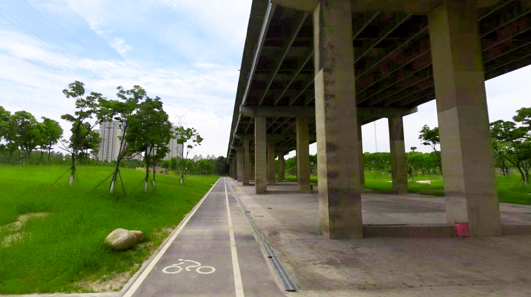 东西湖府河大堤春游,武汉公园春游