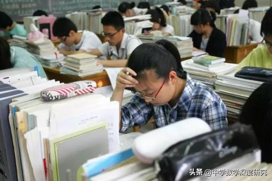 中考压轴题数学有多难,中考压轴题难度和高考压轴题难度