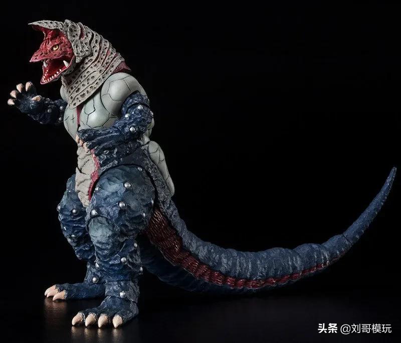 迪迦奥特曼大战哥尔赞,超古代怪兽哥尔赞vs迪迦奥特曼