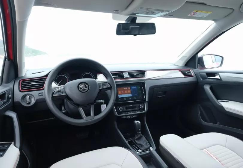 不只是便宜更有性价比,新款飞度哪一款值得入手