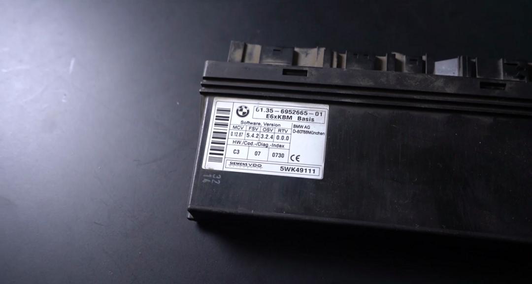 要不要花160万买宝马5系,新款宝马5系现身20t动力大增