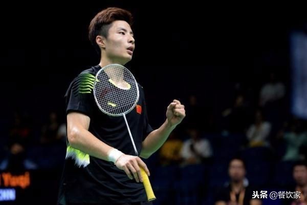 两个“吴彦祖”同台竞技,中韩印上演羽毛球“三国杀”