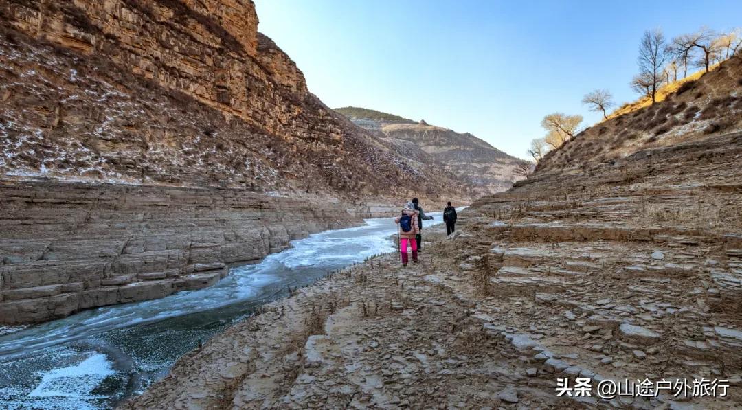 户外爬山三大忌讳,户外有风险爬山需谨慎量力而行