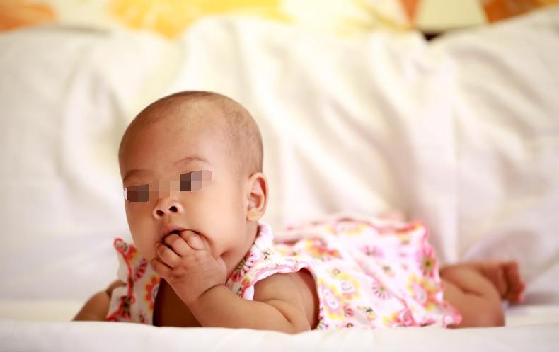 宝宝越长越丑的五个部位,宝宝这几个部位丑预示高颜值