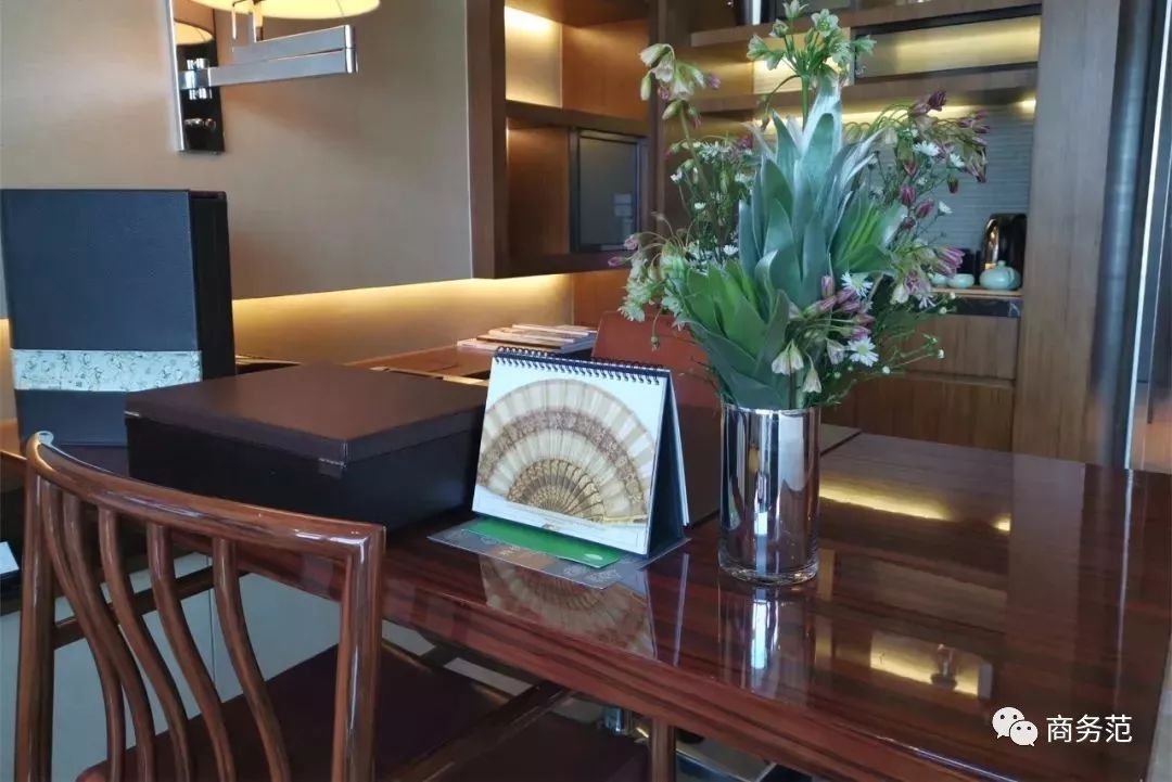 戴妃为什么喜欢老佛爷,为什么戴妃这么美